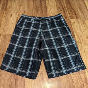 Boy's Univibe Plaid Shorts Size 14
